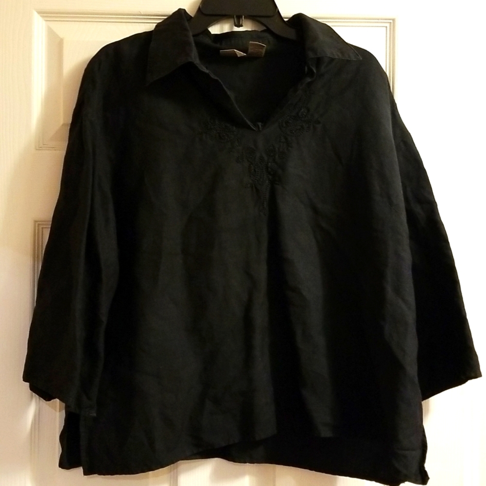 Woman's  Plus Size Fashion Top